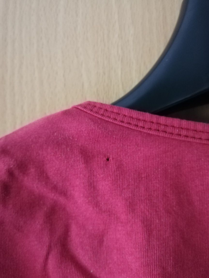 Czerwony t-shirt