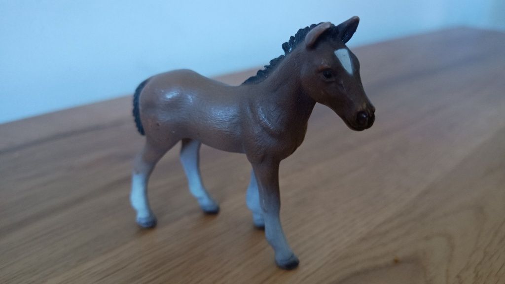 Schleich źrebak figurka