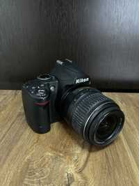 Nikon d3000 на запчастини