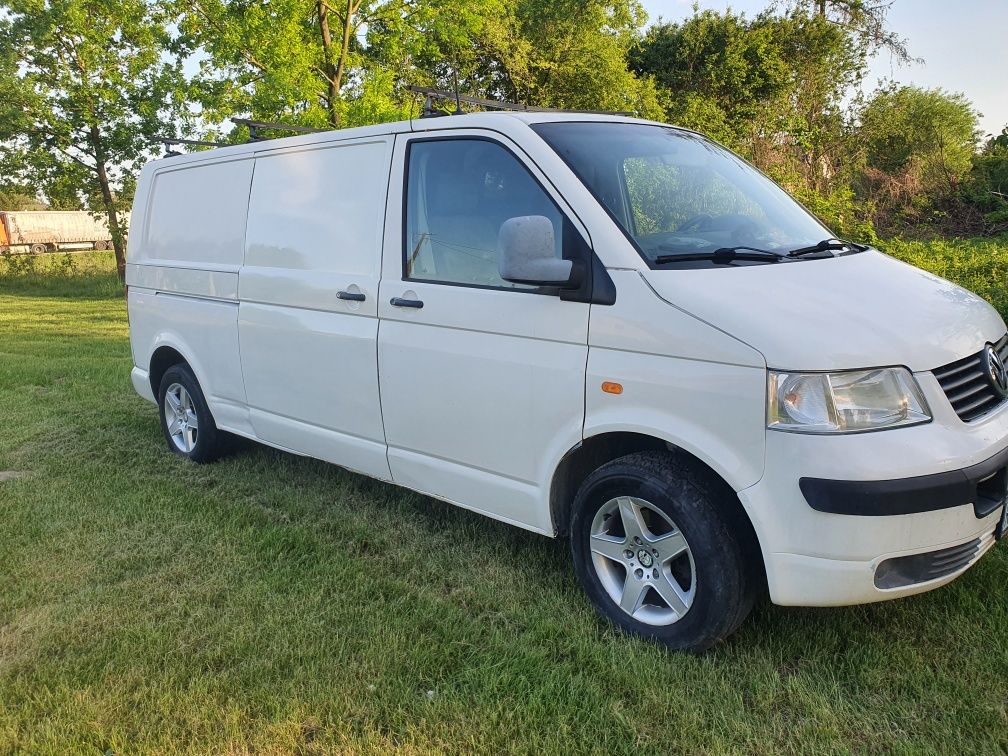 Volkswagen transporter t5 long