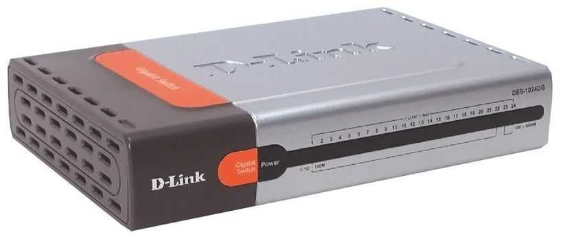 Коммутатор с 24 LAN портами D-link DES-1024DG.