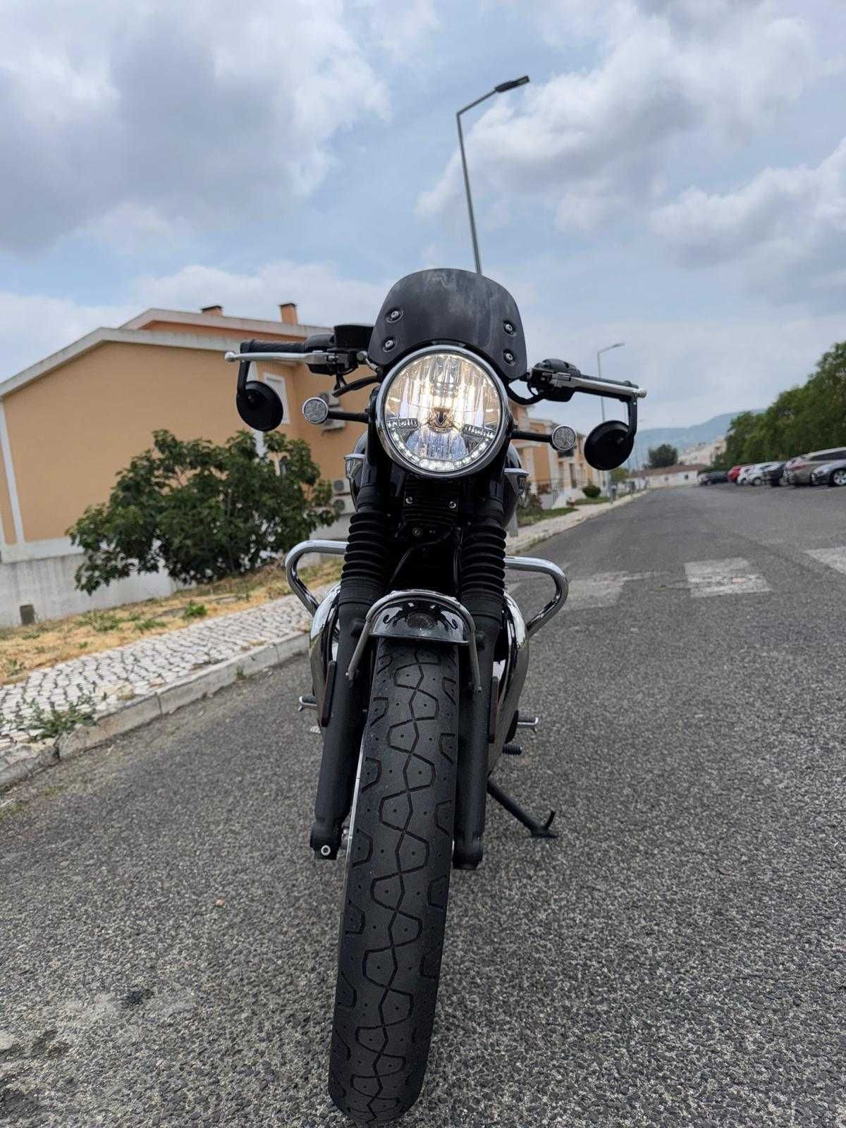 Triumph Bonneville T120