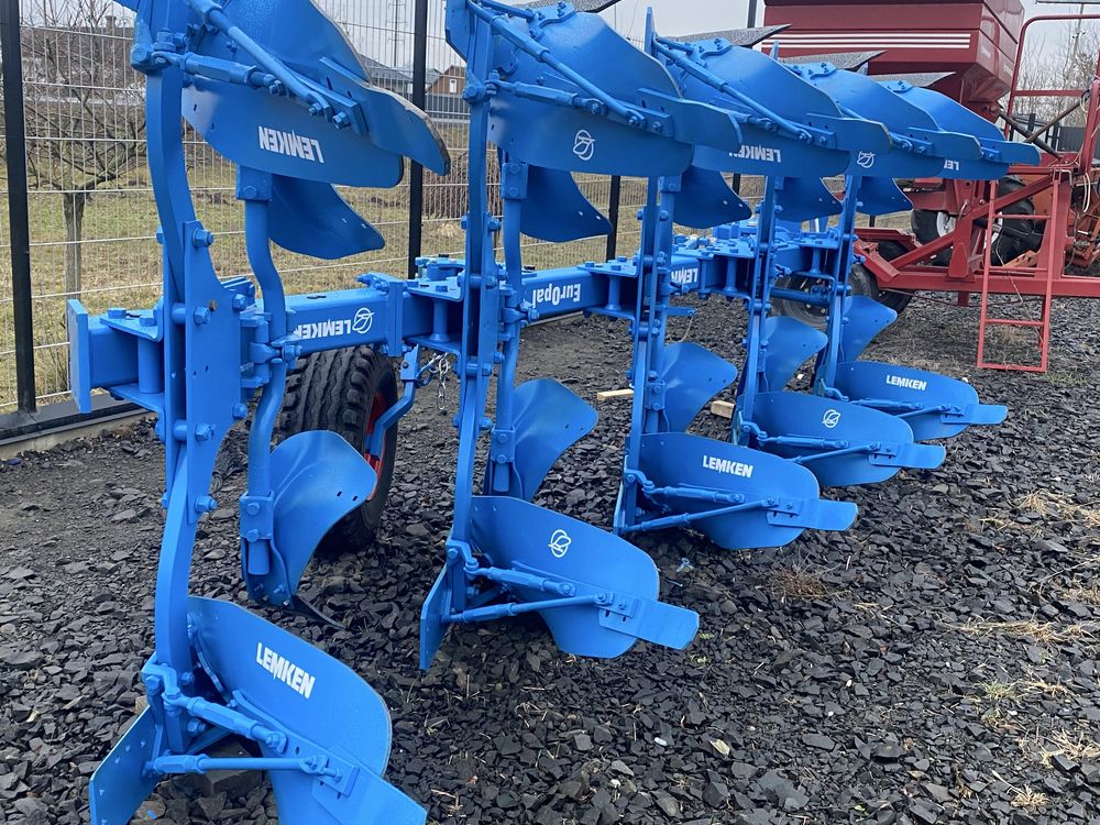 Плуг оборотний навісний 5ти корпусний. Lemken Europal 7,4+1