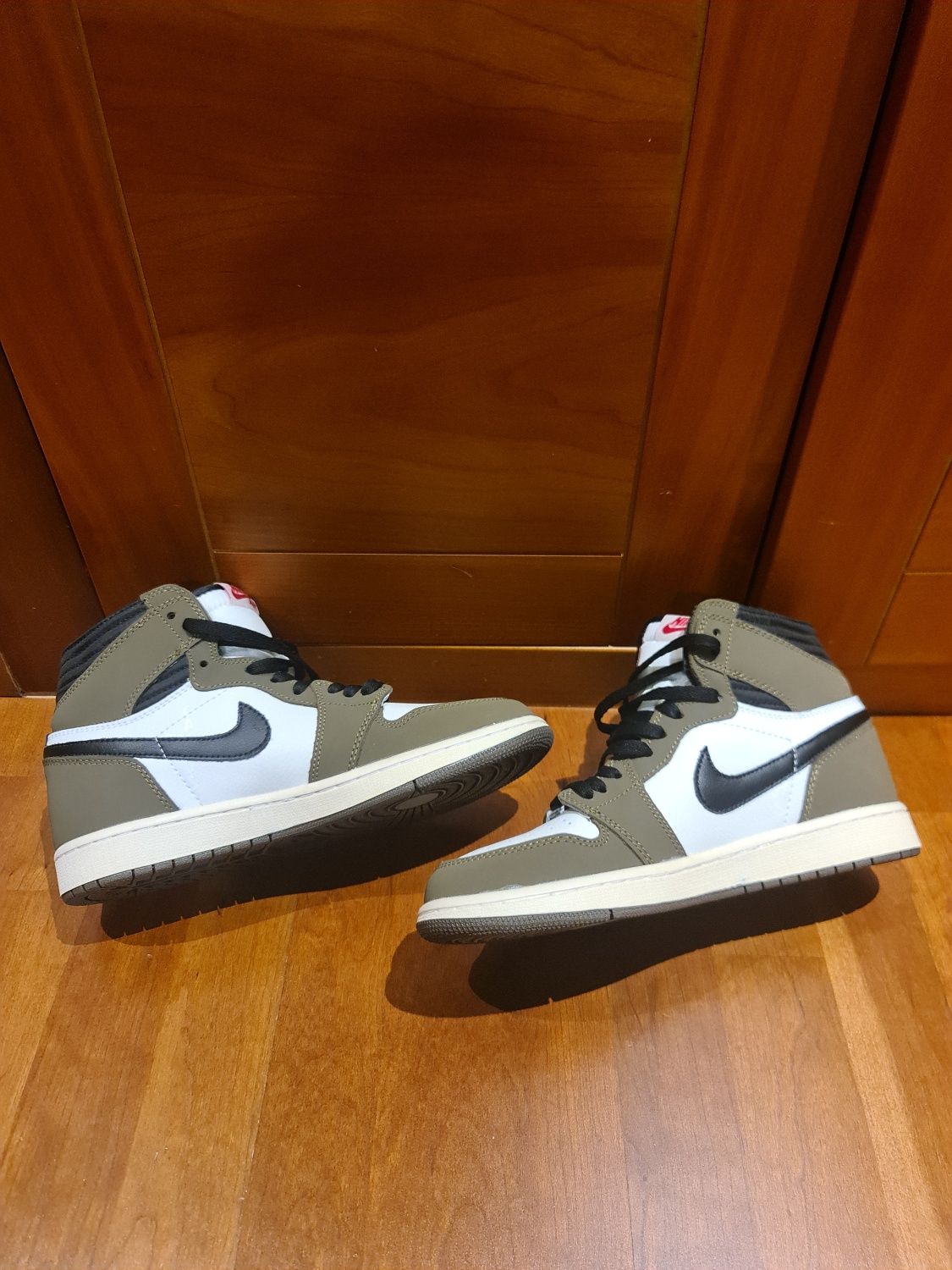 Air Jordan Travis Scott 44 NOVO