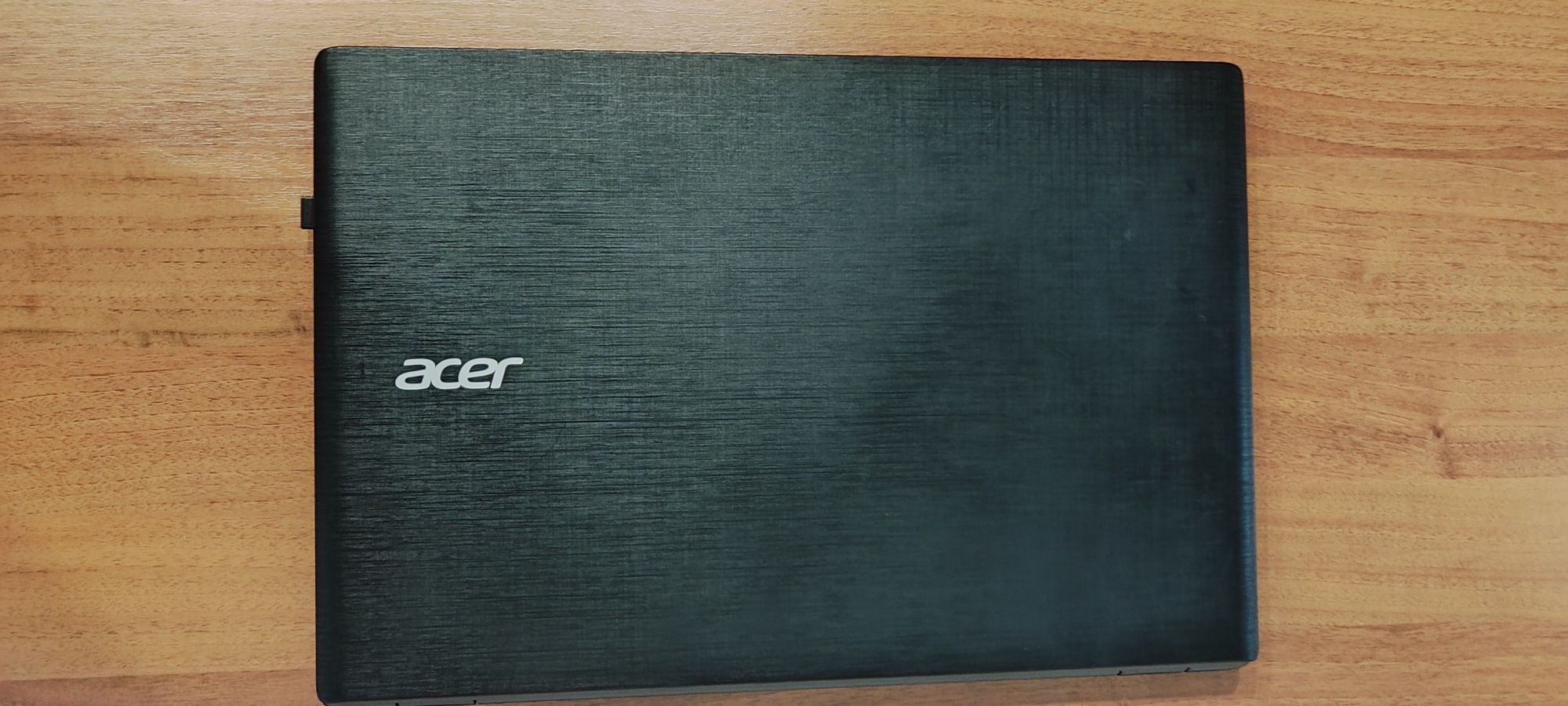 Acer E5-773G "17.3""FullHD"GeForce 940M -2 гб,ОЗУ-12gb,SSD120gb,HDD1tb