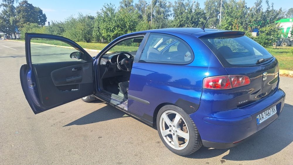 Продаю свою машинку seat Ibiza