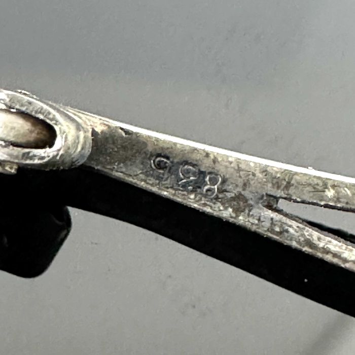 Srebrna broszka secesyjna z Kryształem Górskim Oryginalna z ok. 1900 r