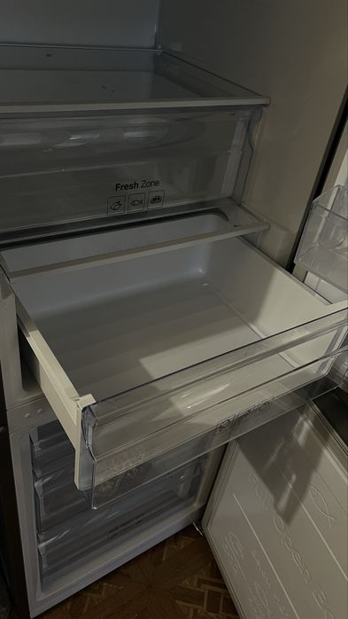 Холодильник Samsung RB 37 J5000 SA/UA