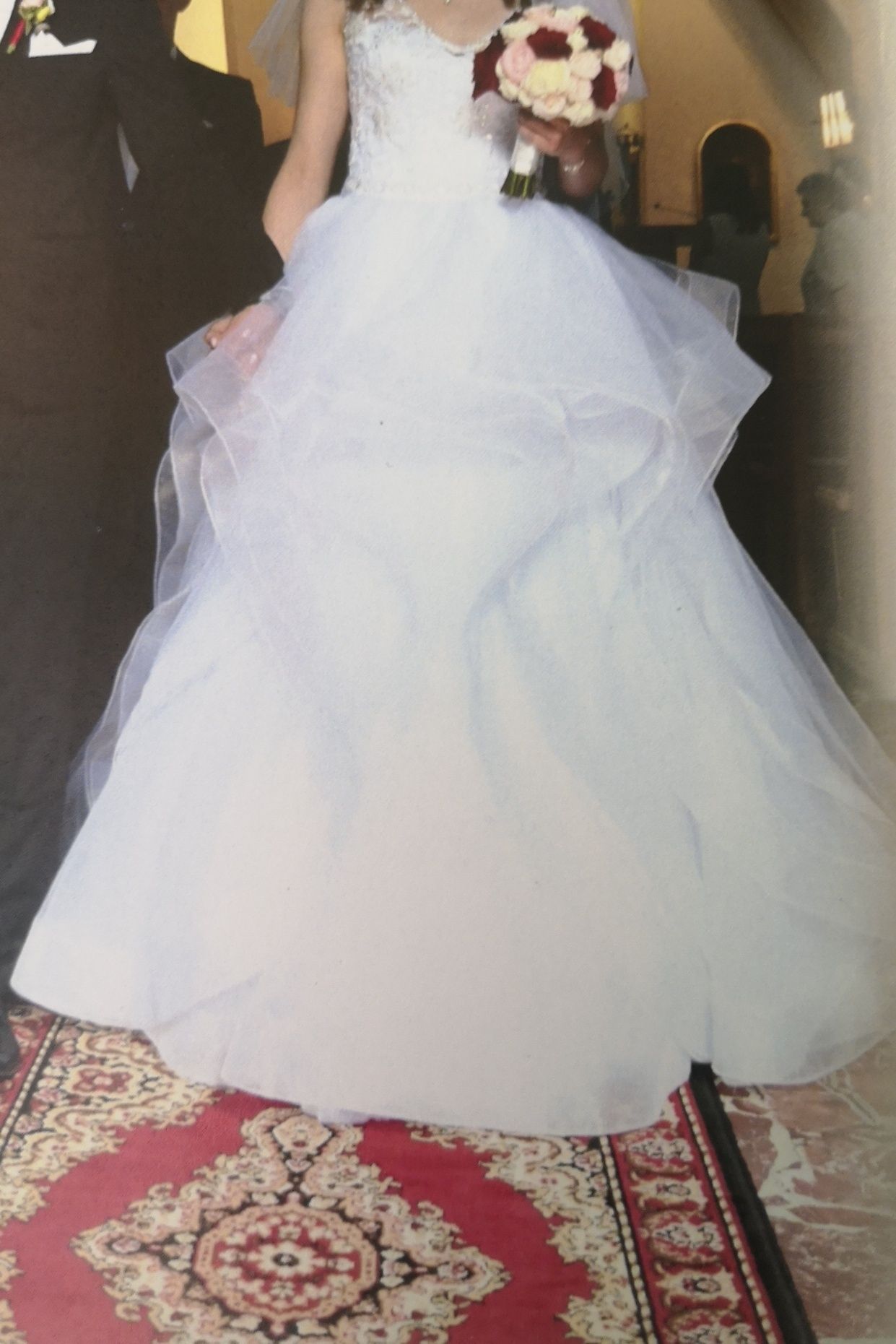 Suknia ślubna tiulowa (fale) księżniczka