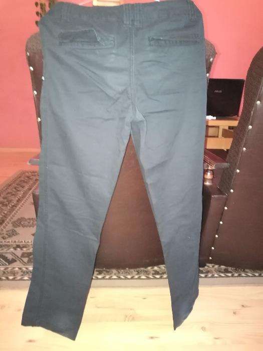 Spodnie chłopięce materiałowe czarne 158cm