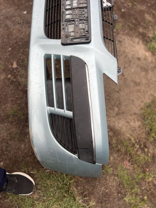 Продам бампер до Mitsubishi space star