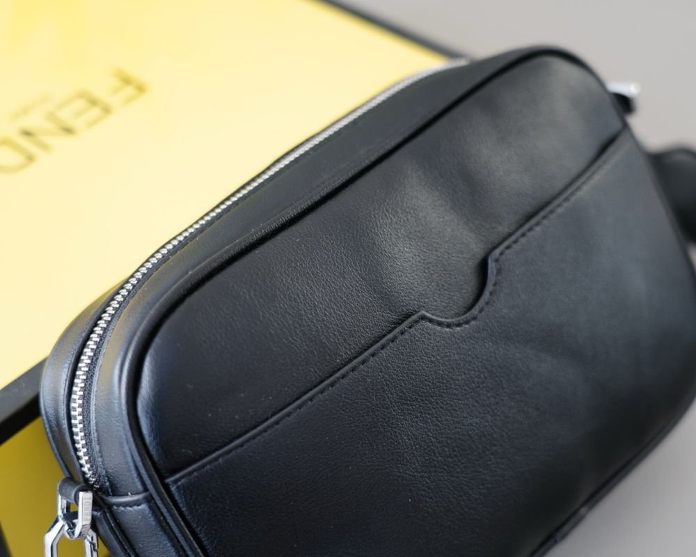 FND сумка мужская черная кожаная через плечо оригинал louis vuitton