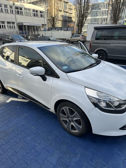 Renault Clio IV 12-16, niski przebieg.