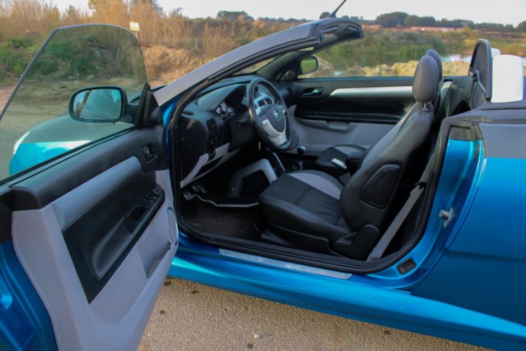 Opel Tigra Cabrio OPC Nawigacja