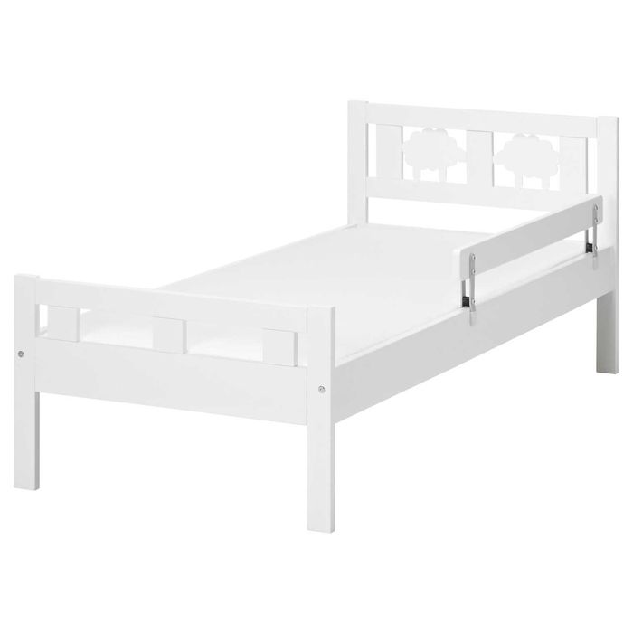 Продам детскую кровать IKEA