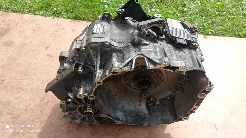 Skrzynia biegów automat Volvo XC70 V70 S80 uszkodzona obudowa 2.4 D5