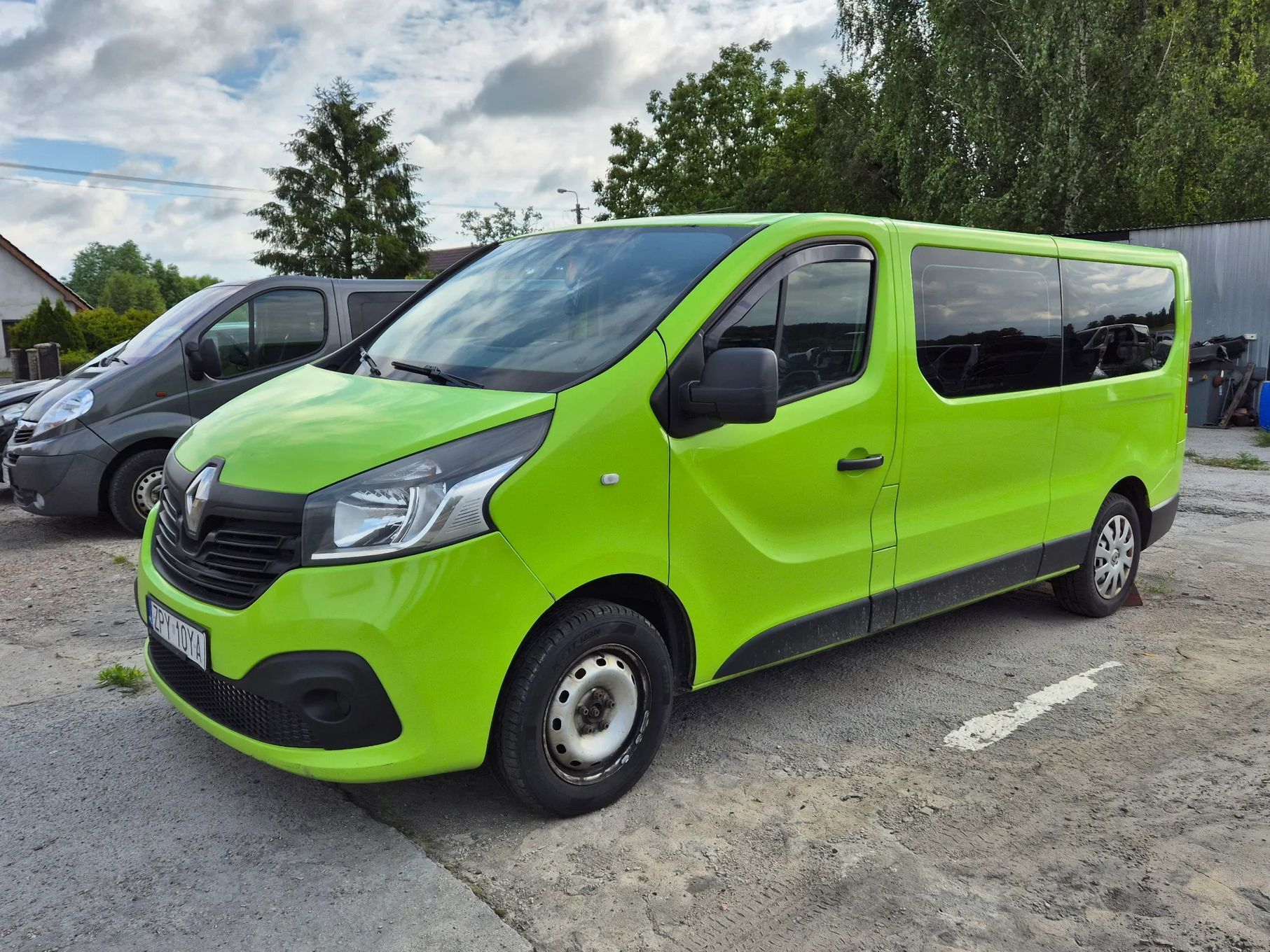 Renault Trafic Renault Trafic Sprzedam 2017r USZKODZONY SILNIK