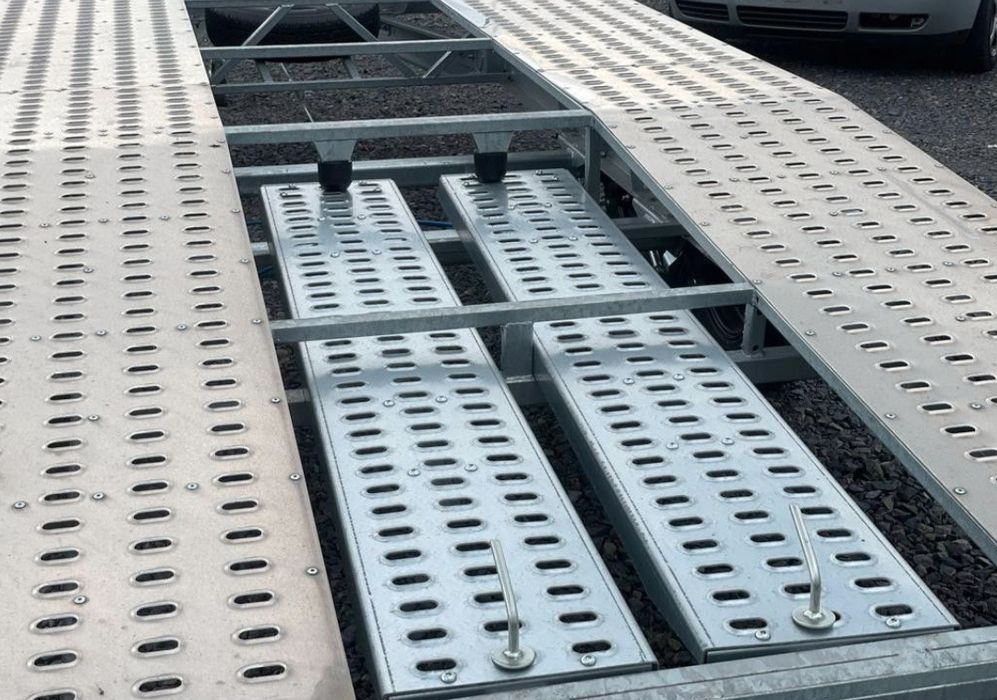 Аренда, прокат 2т, 3т лафета, лаветы, прицеп платформа, услуги євакуат