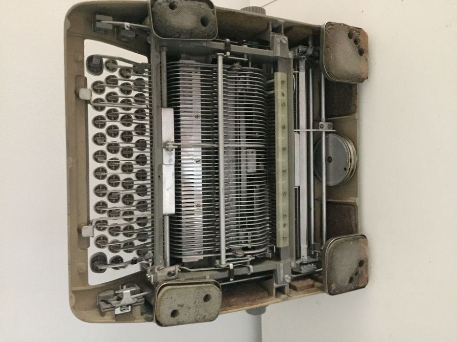 Máquina de escrever Adler * Especial