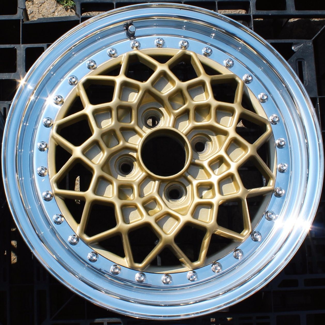 Sprzedam felgi FONDMETAL Custom 3tlg 4x100 15"