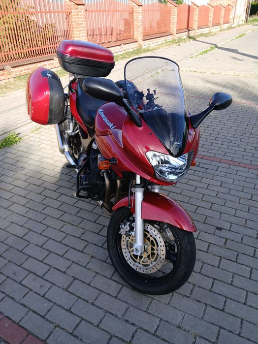 Kawasaki ZR 7 S.