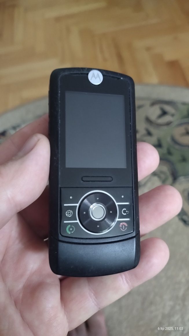 Kolekcjonerski Motorola RIZR Z3 prawie idealny