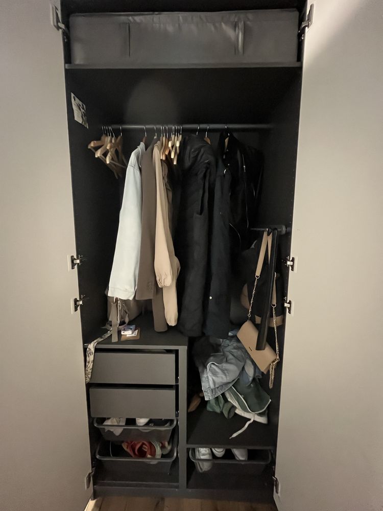 Szafa z lustrem ikea Pax