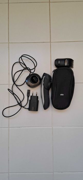 Aparador de Barba Braun BT5090 + Base + Bolsa VALOR NEGOCIÁVEL