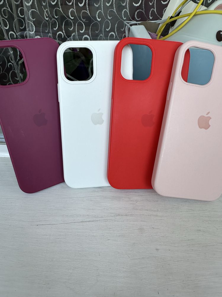 Чохли з мікрофіброю на iPhone 12 pro