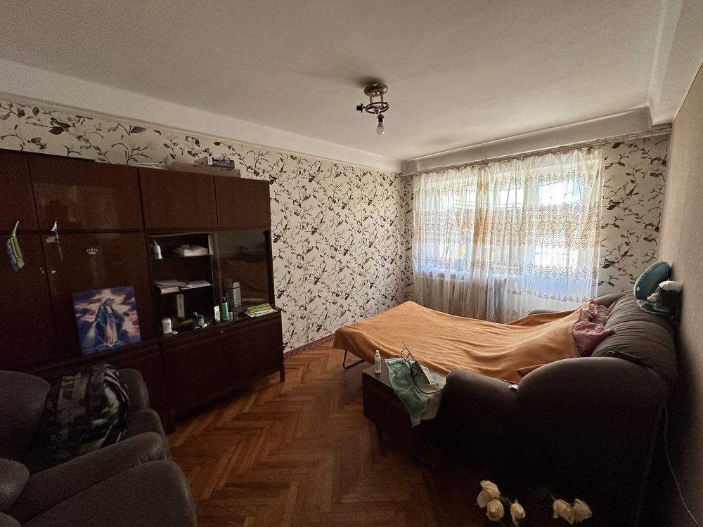 Продам 2-х комнатную квартиру район Пушкина с раздельными комнатами