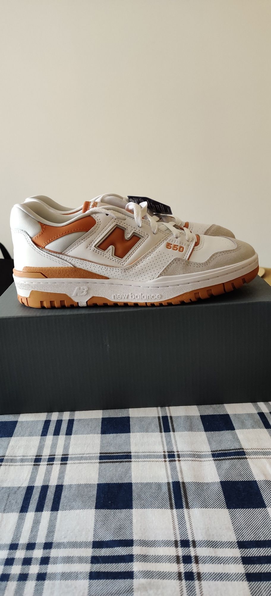 New Balance 550 White and Orange 40.5