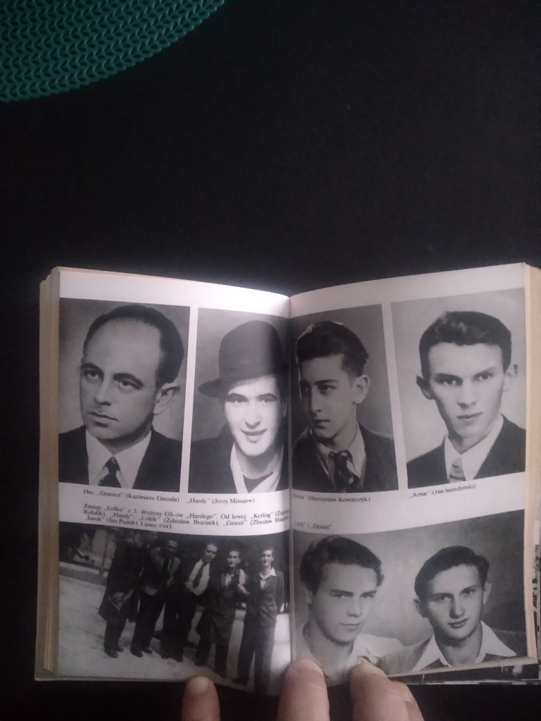 Zastępy cieni- J. Seredyński Z. Pawlak
