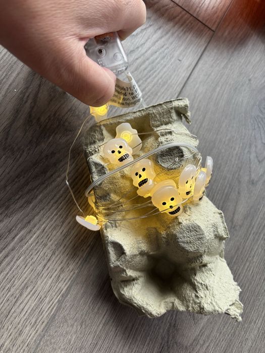 Flying tiger bieżnik czaszki , pająk na świeczkę, świecące czaszki