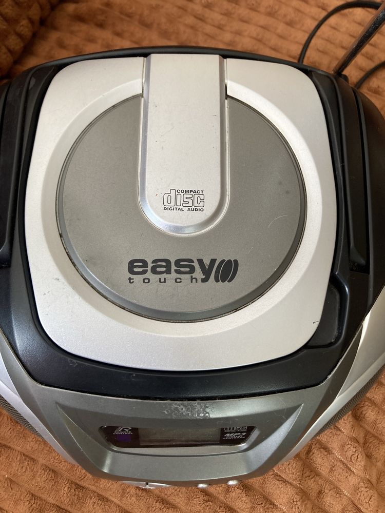 Radiomagnetofon CD Player