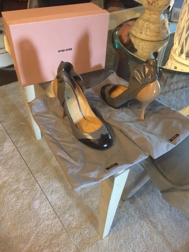 Sapatos Miu Miu/Prada maravilhosos