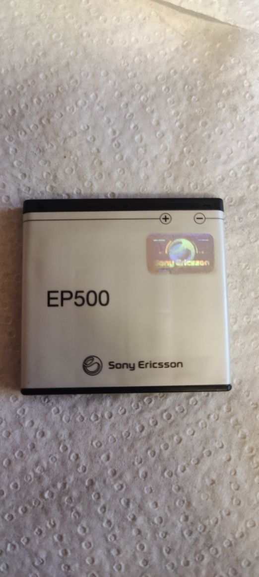 Sony Ericsson Vivaz,K550i,W880i