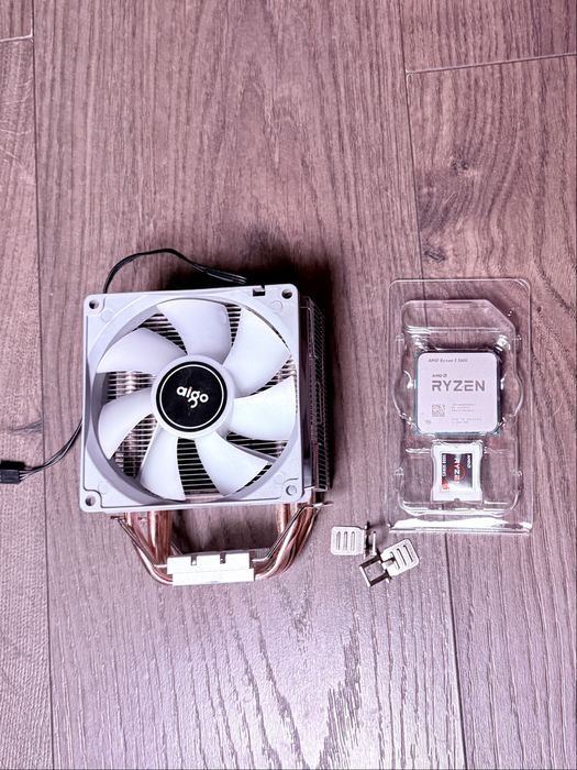AMD Ryzen 5 5600 + кулер Aigo (комплект)