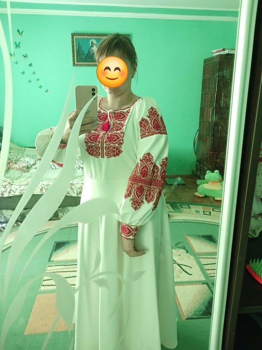 Красиве вишите плаття