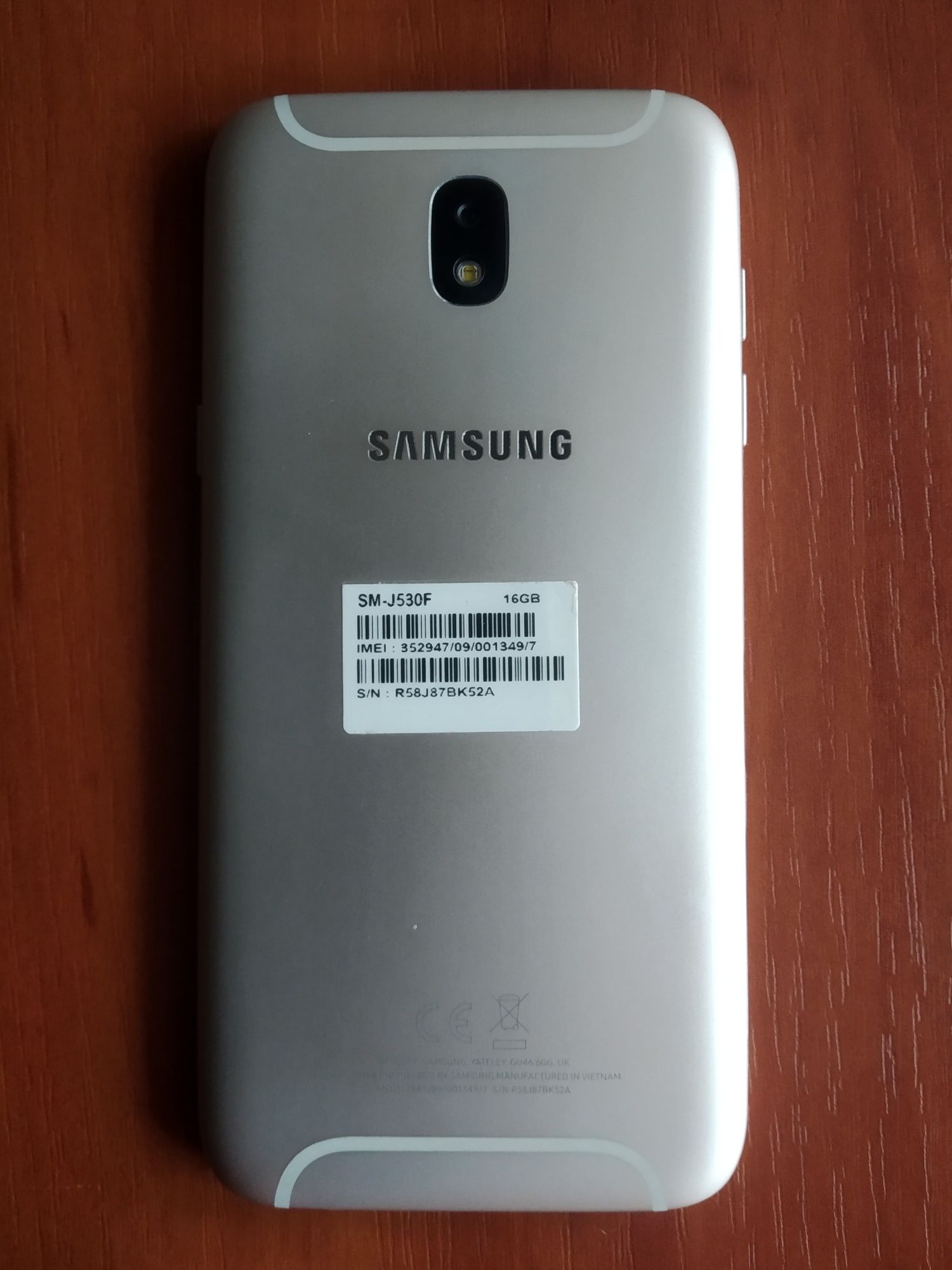 Samsung Galaxy J5 SM-J530F 16Gb на детали