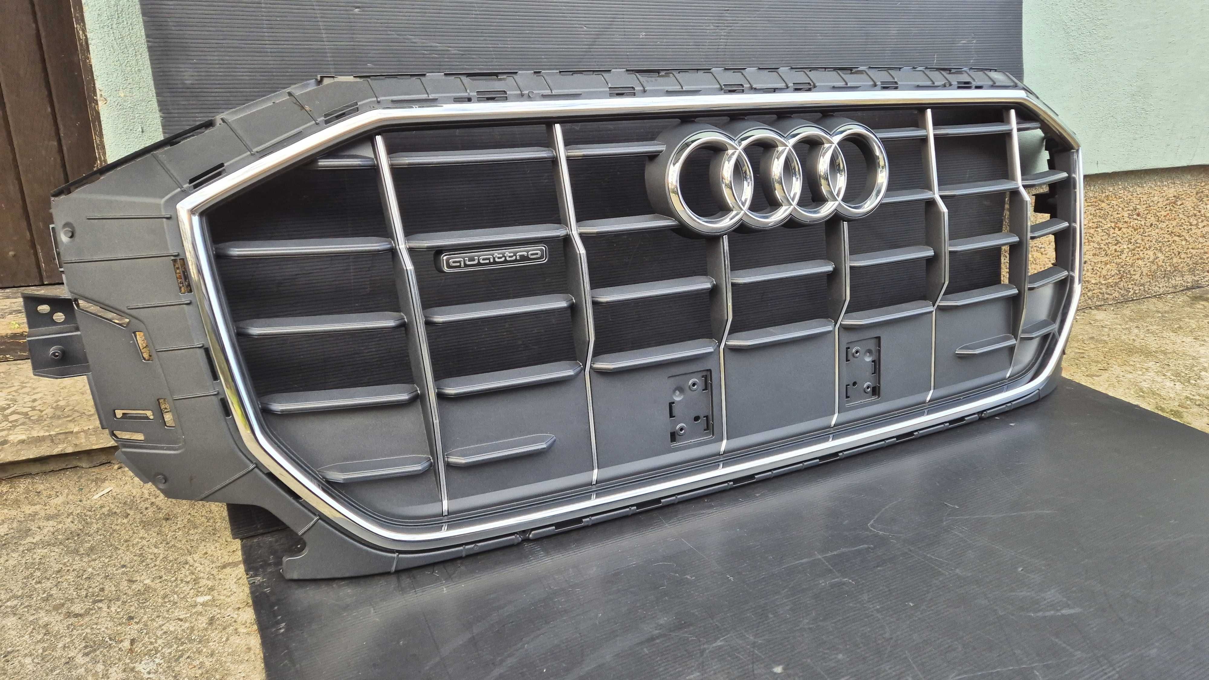Atrapa chłodnicy GRILL Audi Q8 4M8 2018- Cheom OE ORYGINAŁ NOWA !!