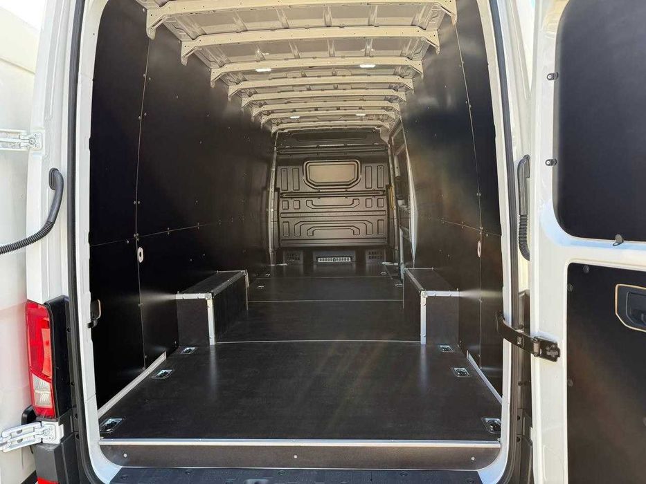 Обшивка вантажного відсіка автомобілля VOLKSWAGEN Crafter