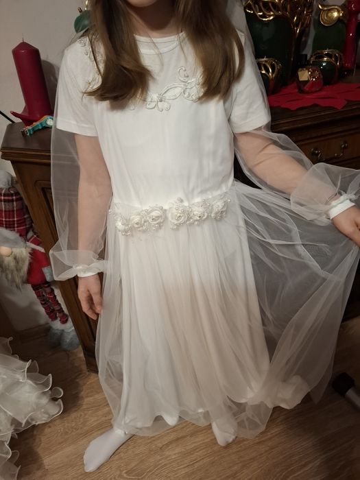 Sukienka komunijna lub stroj na aniołka