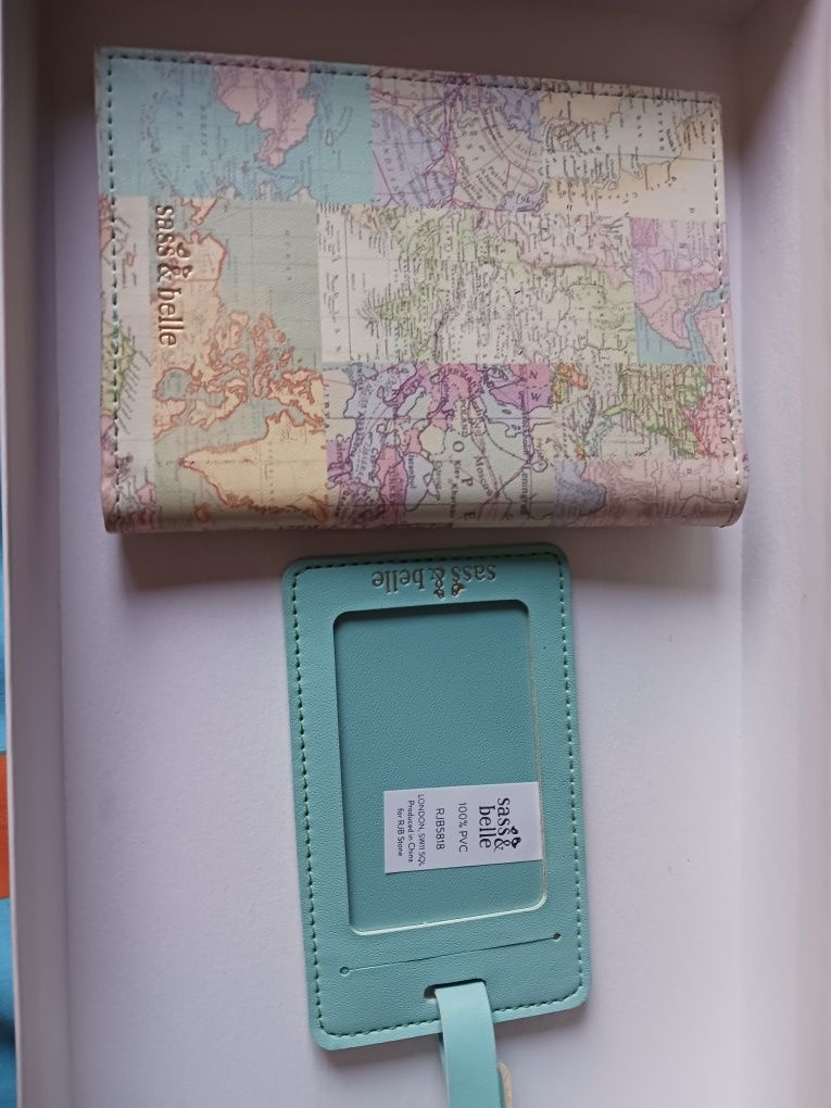 Carteira e porta documentos