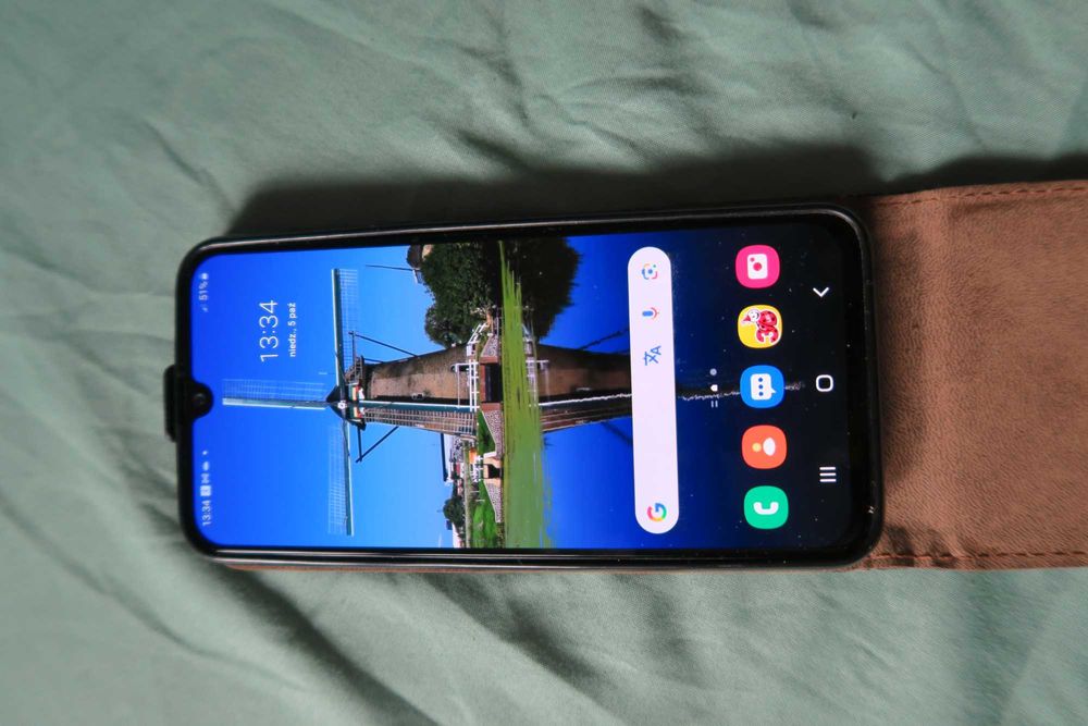 Telefon samsung a40