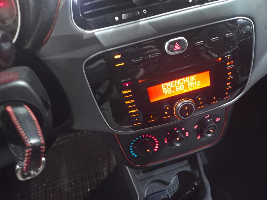 Fiat Linea 2013 рестайлінг (1.4 77 к.с.) Газ/Бензин - Ідеальний стан