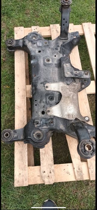 Підрамник передній,балка підвіски Dodge Journey Fiat Fremont оригінал