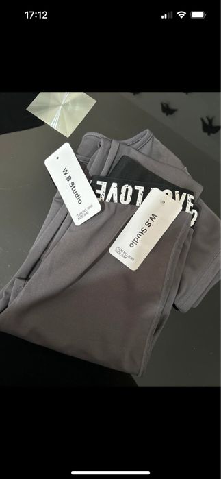 Conjuntos de top e leggin