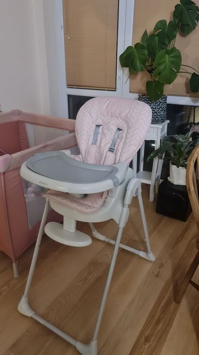 Krzesełko do karmienia Skiddou Malit keep pink