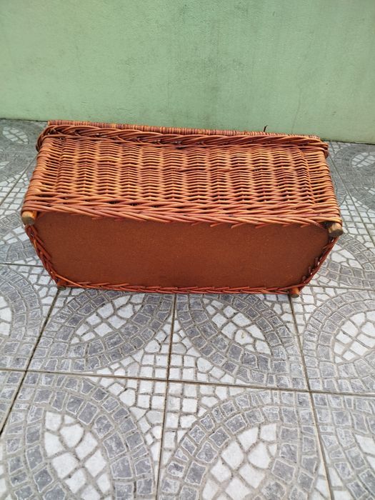 Banco em verga com arrumação