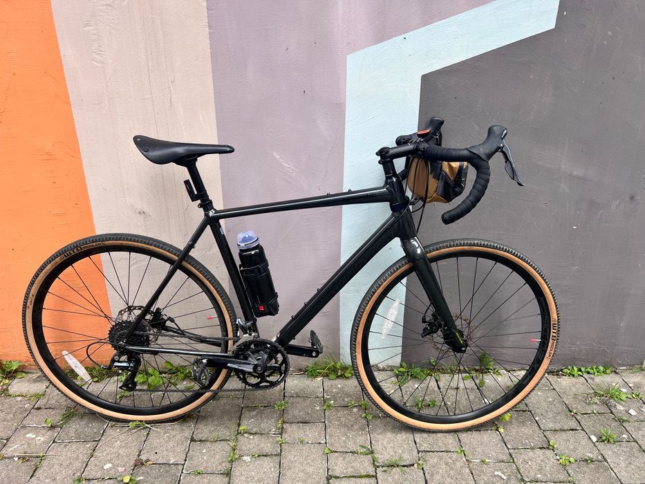 Сannondale topstone 3 L + Сідло Brooks, сумка igb Spor XL,насос Lezyne